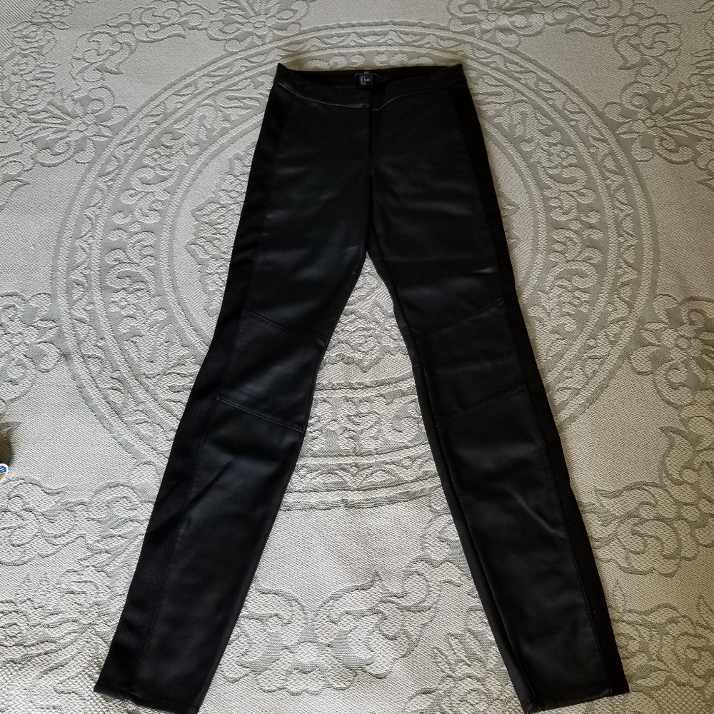 Faux Leather Skinny pants
